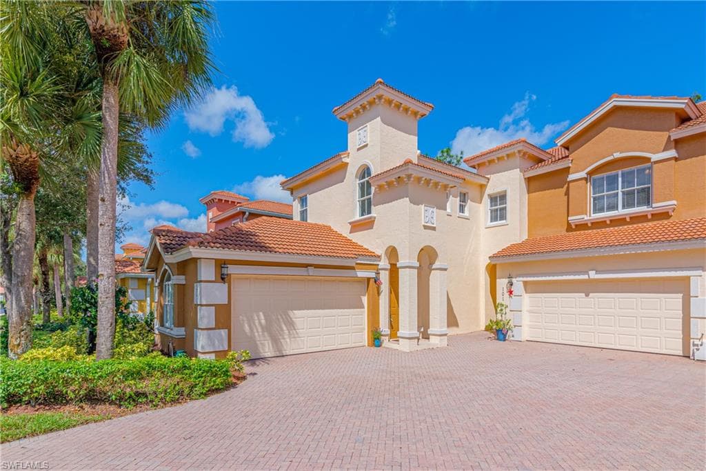 7231 Bergamo WAY 201 FORT MYERS, FL 33966