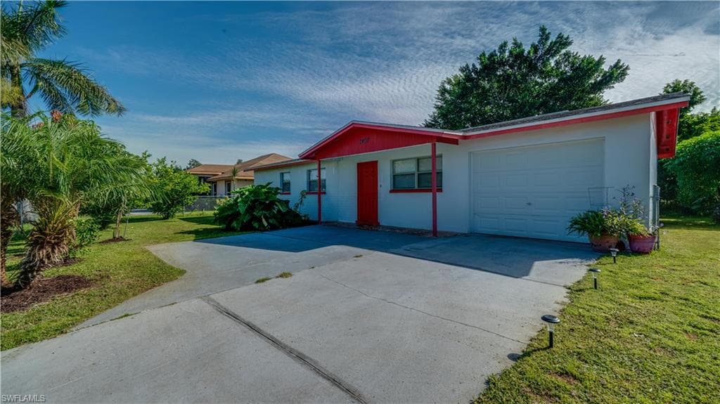 2407 Dupree ST FORT MYERS, FL 33916