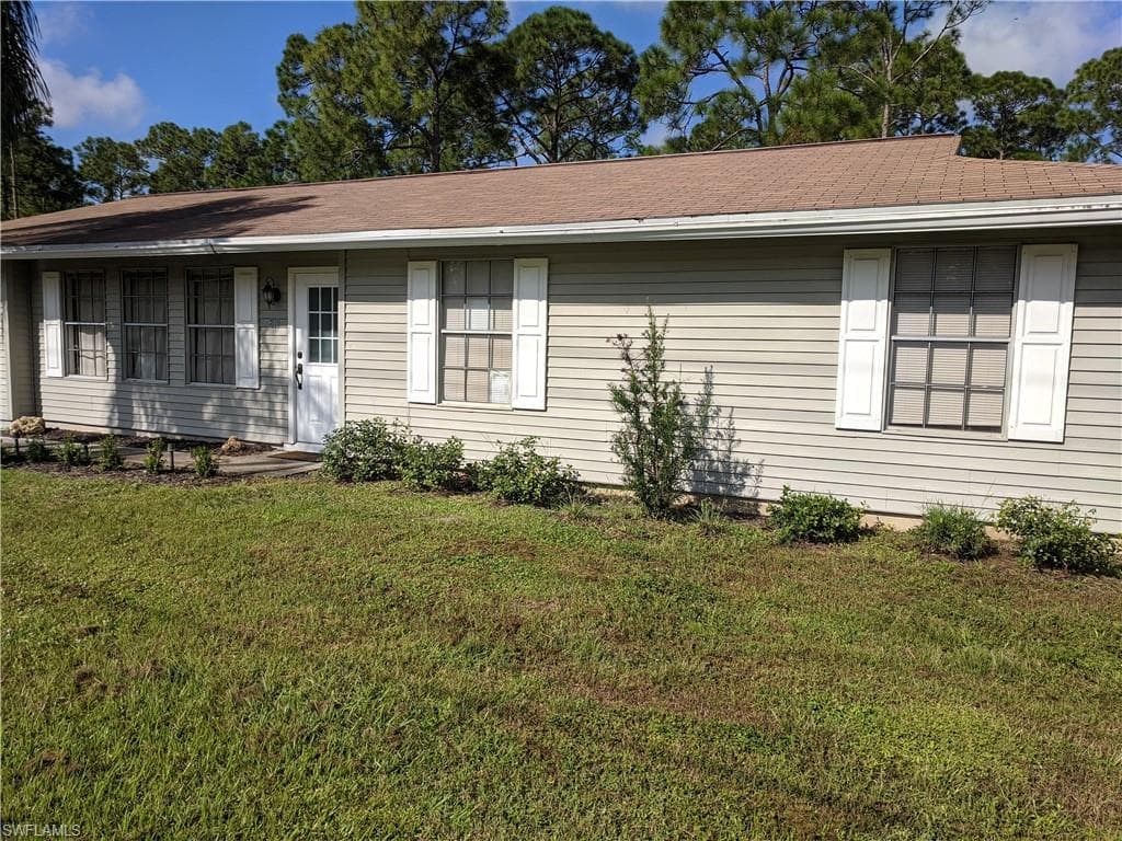 819 Williams AVE LEHIGH ACRES, FL 33972