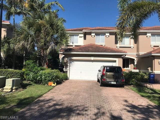 9745 Roundstone CIR FORT MYERS, FL 33967