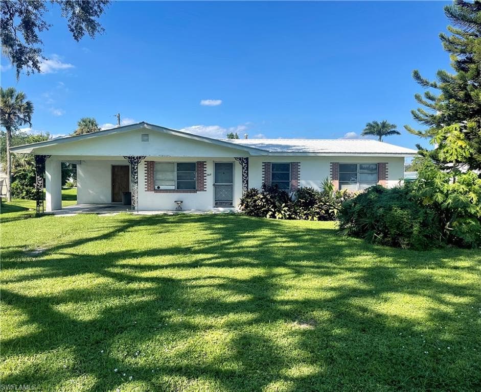 171 Avenue M SW MOORE HAVEN, FL 33471