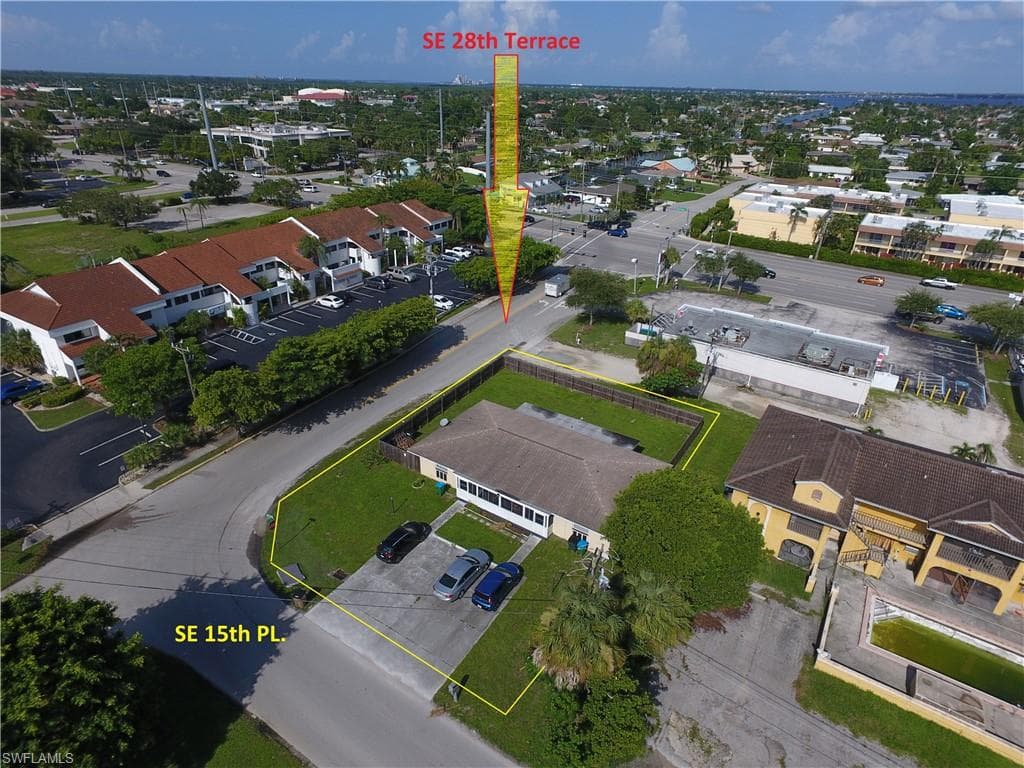 2805 SE 15th PL A-B CAPE CORAL, FL 33904