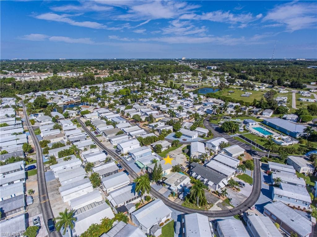 5740 Pink Panther DR FORT MYERS, FL 33908