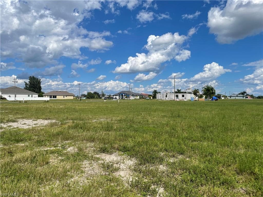 9 SW 35th PL CAPE CORAL, FL 33991