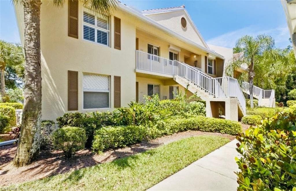 411 Valerie WAY 201 NAPLES, FL 34104