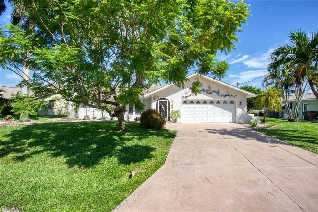 2107 SE 25th TER CAPE CORAL, FL 33904