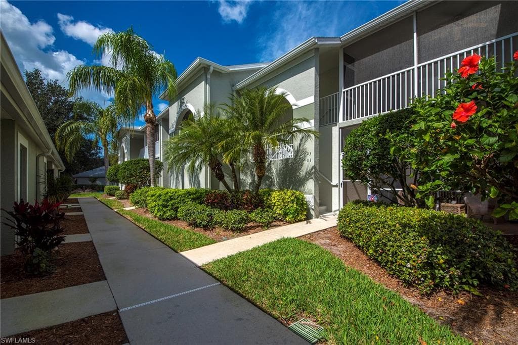 26781 Clarkston DR 102 BONITA SPRINGS, FL 34135