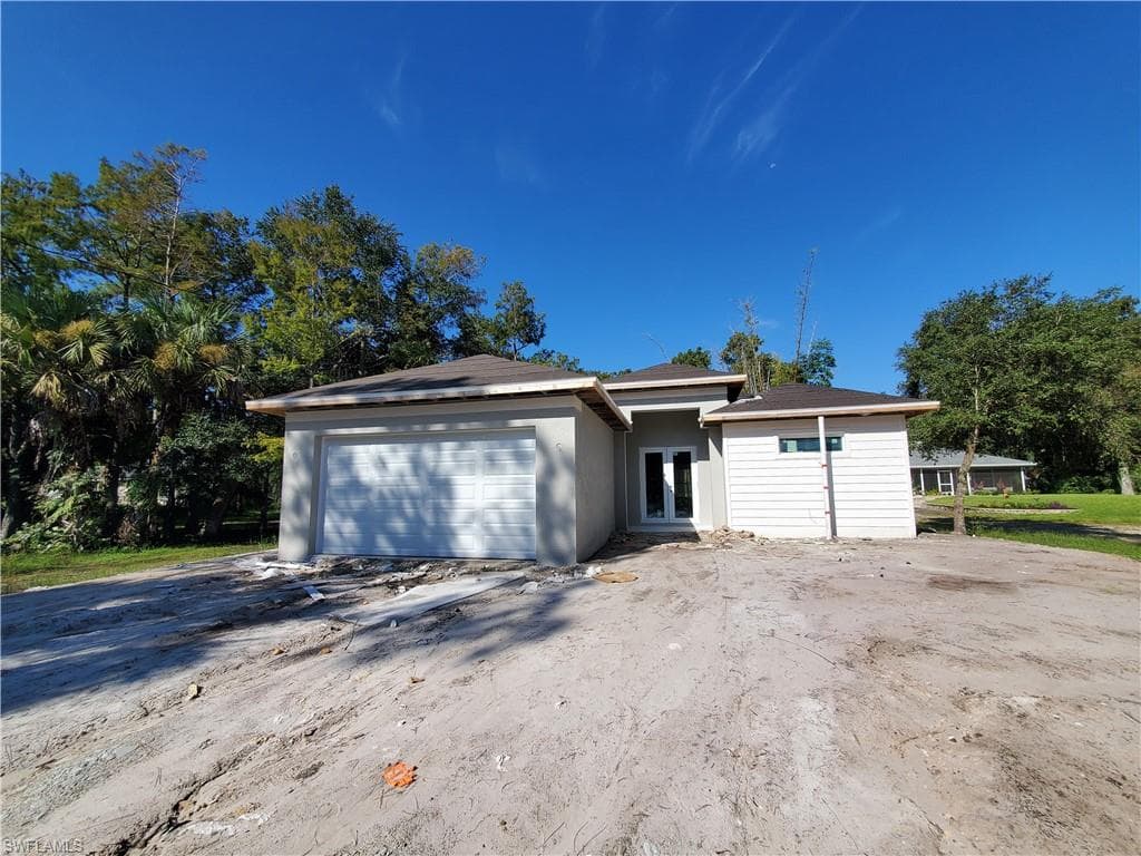 2983 6th ST NW NAPLES, FL 34120