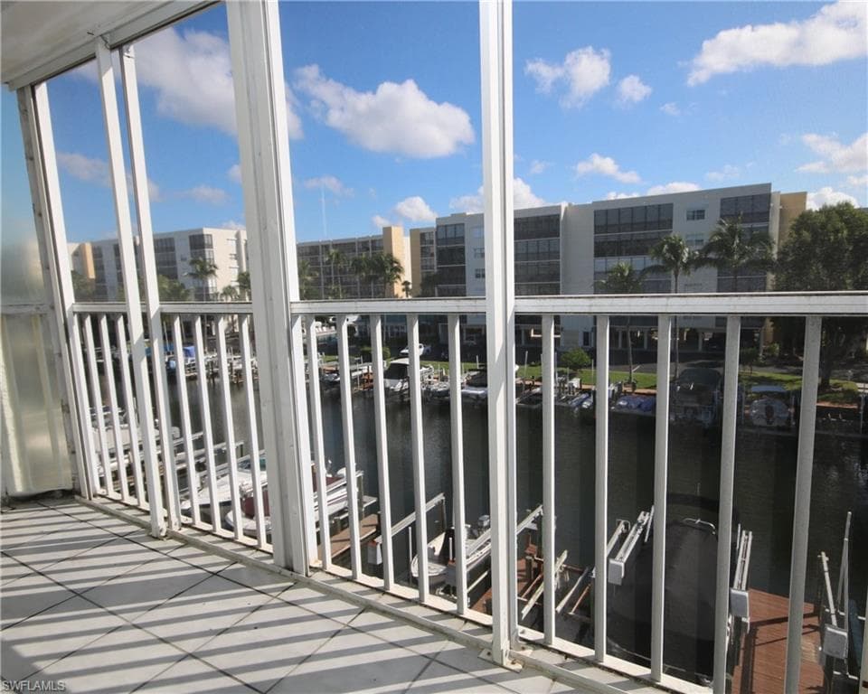 4511 Bay Beach LN 311 FORT MYERS BEACH, FL 33931