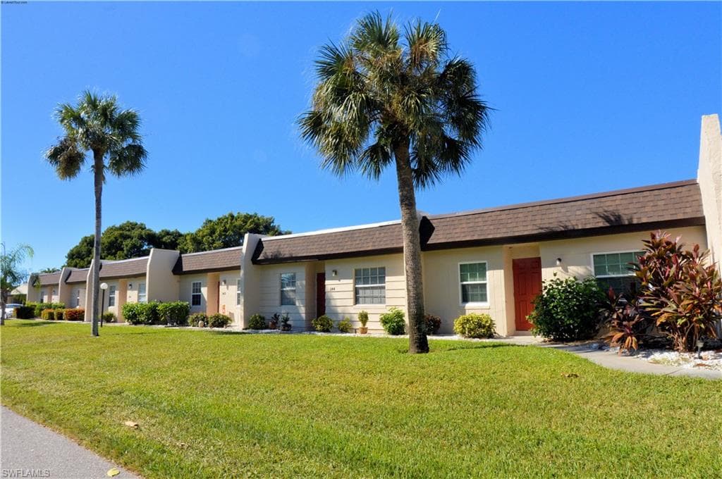 6300 S Pointe BLVD 144 FORT MYERS, FL 33919