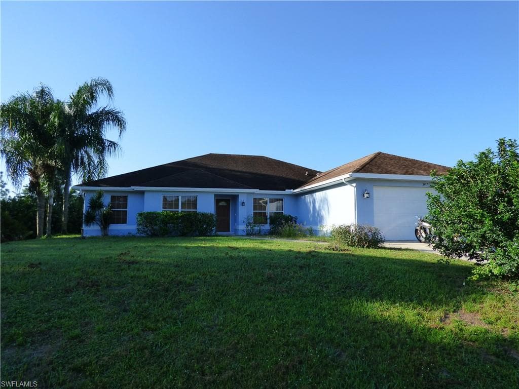 3417 21st ST W LEHIGH ACRES, FL 33971