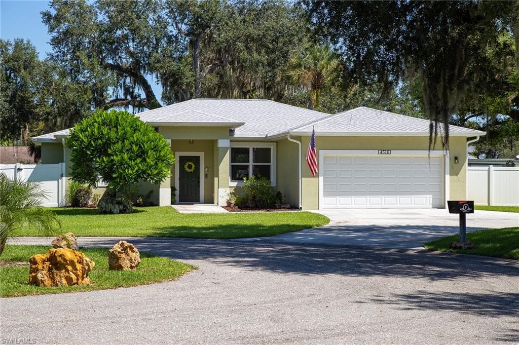 4510 Fire CT LABELLE, FL 33935