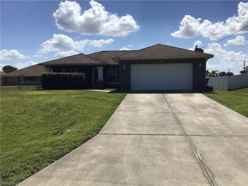 1622 Durden PKY CAPE CORAL, FL 33909