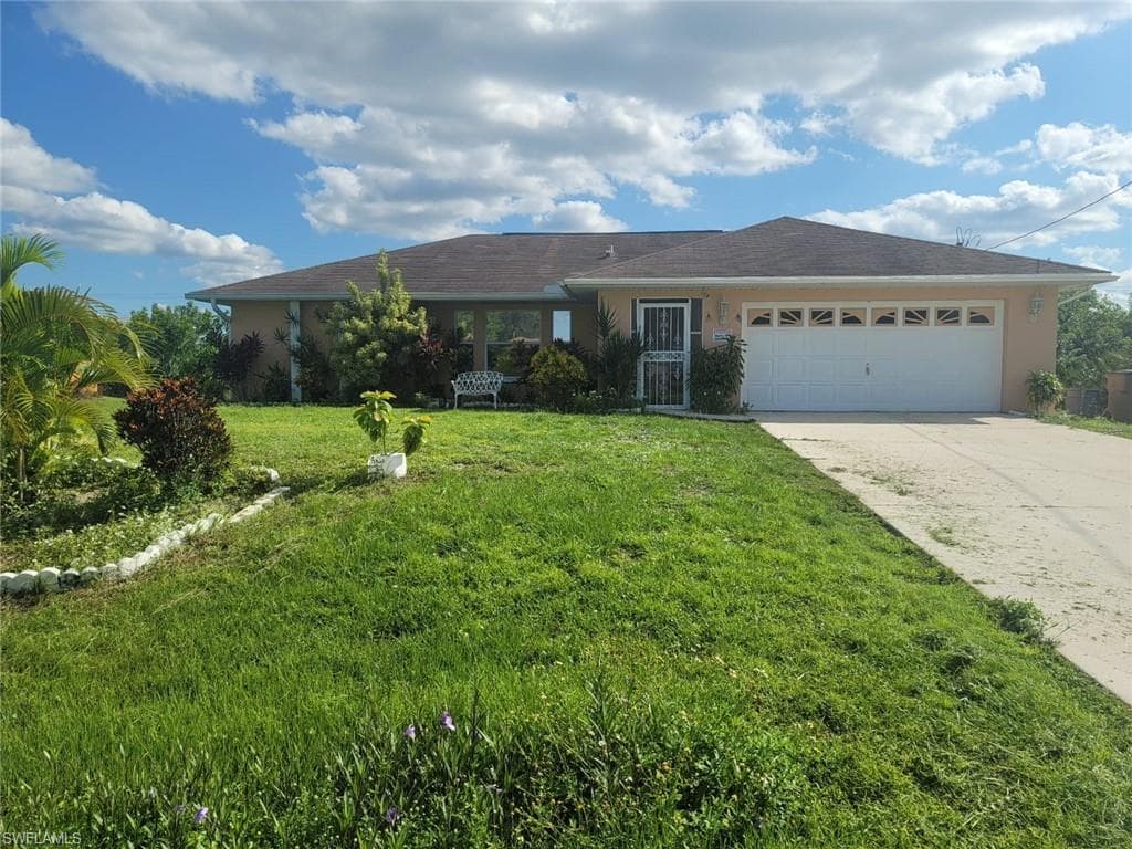 3729 13th ST W LEHIGH ACRES, FL 33971