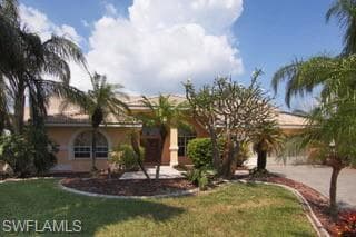 5203 Nautilus DR CAPE CORAL, FL 33904