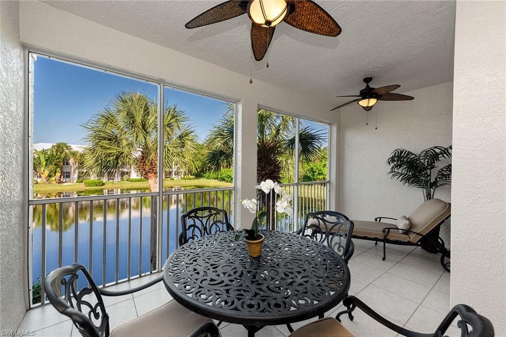4615 Hawks Nest DR 202 NAPLES, FL 34114