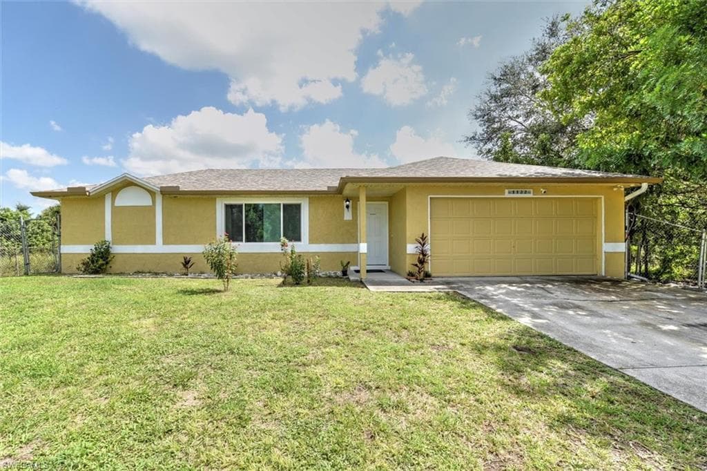 1122 Canton AVE LEHIGH ACRES, FL 33972
