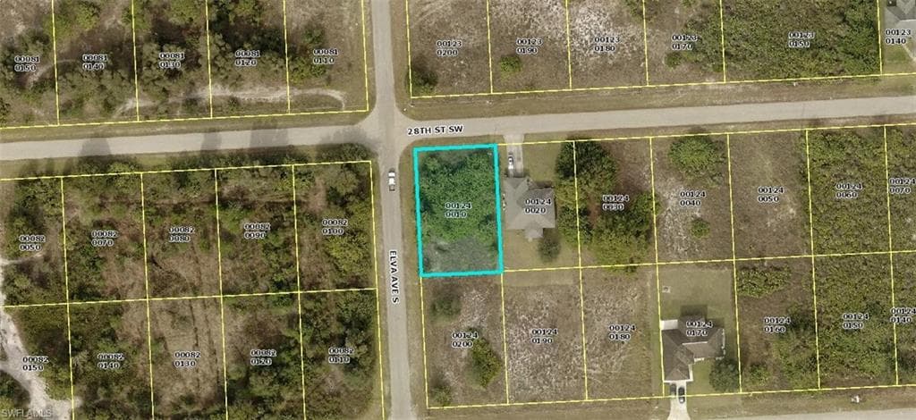 2619 28th ST SW LEHIGH ACRES, FL 33976