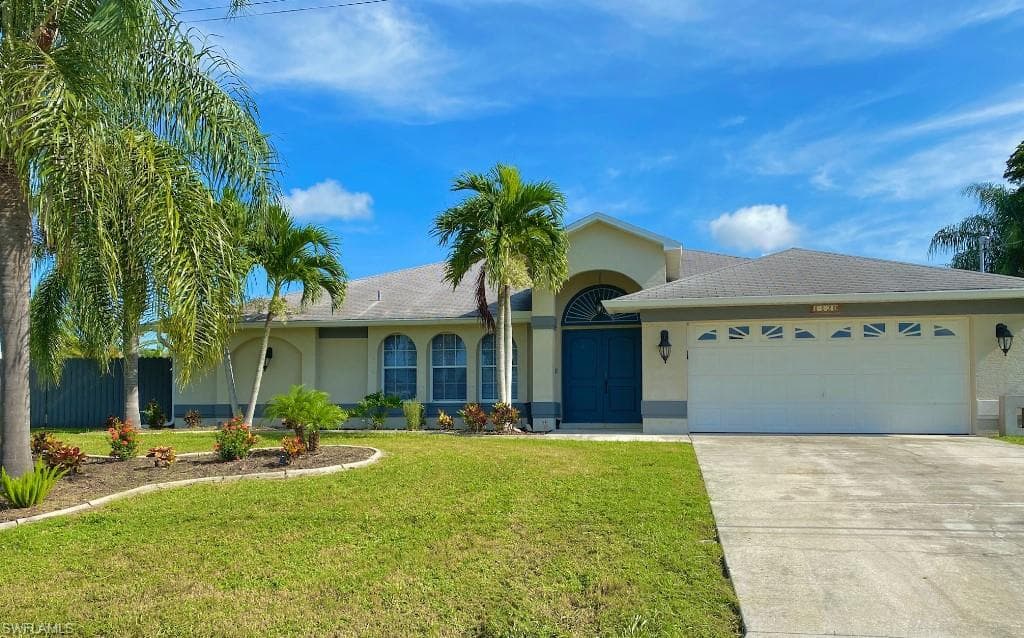 1129 SE 29th ST CAPE CORAL, FL 33904