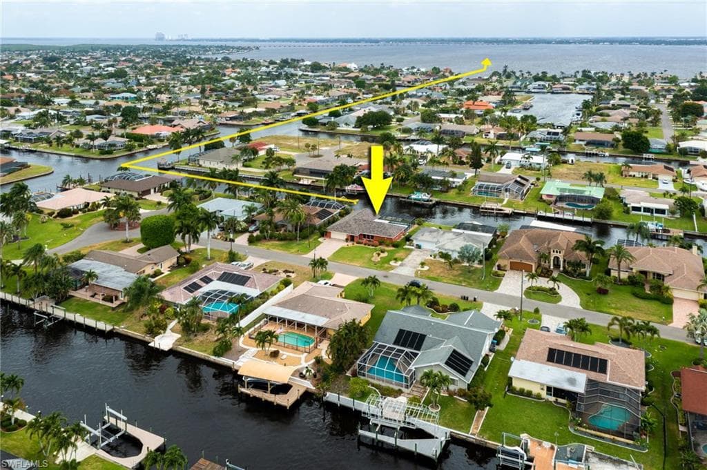 3323 SE 18th PL CAPE CORAL, FL 33904