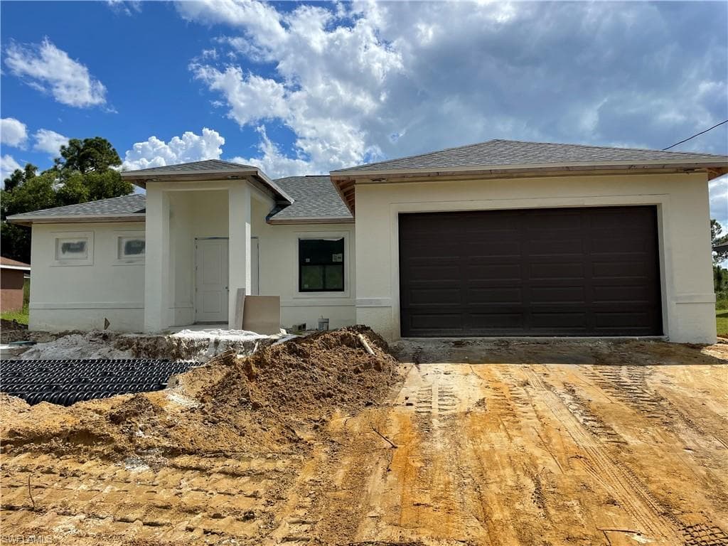 2807 14th ST W LEHIGH ACRES, FL 33971