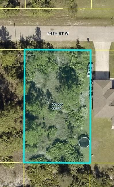 3011 44th ST W LEHIGH ACRES, FL 33971