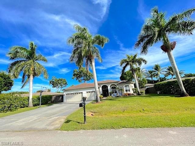 65 Wickliffe DR NAPLES, FL 34110
