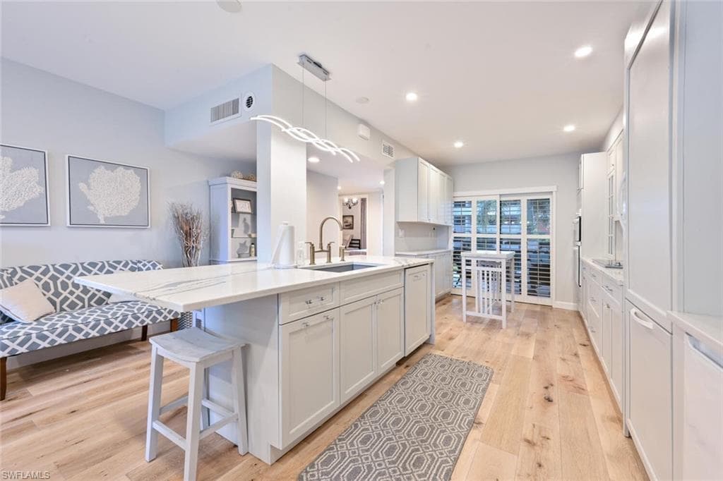 6320 Pelican Bay BLVD T-6 NAPLES, FL 34108