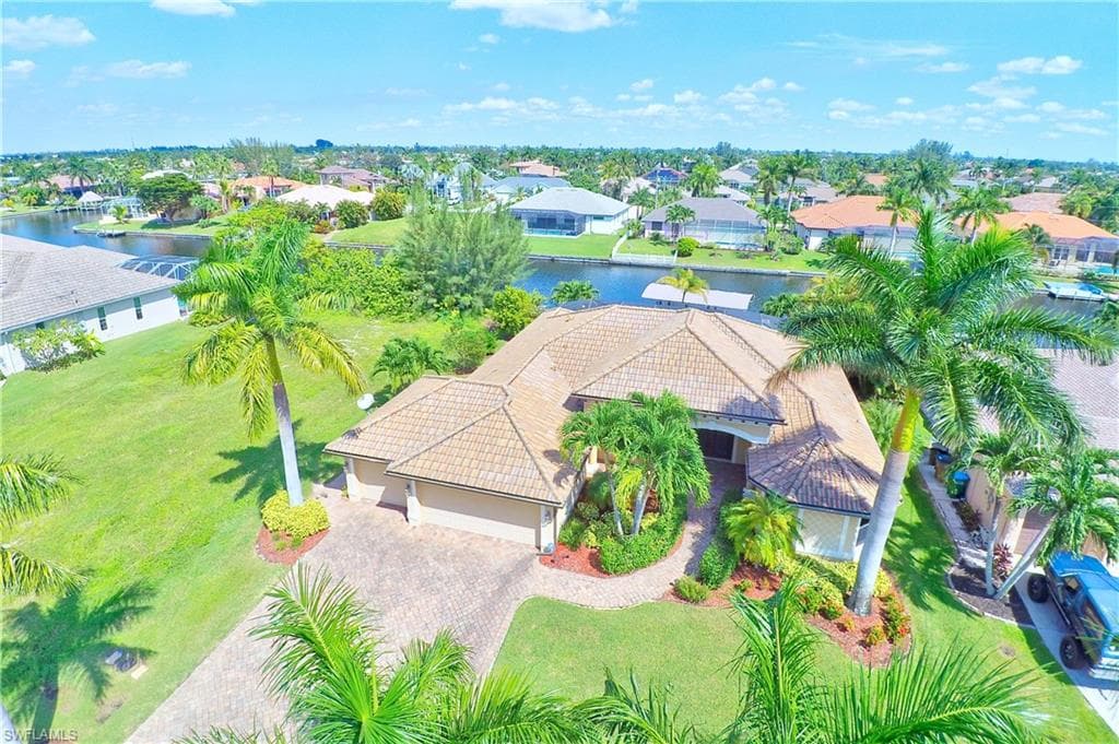 4113 SW 27th PL CAPE CORAL, FL 33914