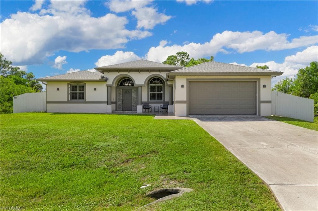 1084 Norton AVE S LEHIGH ACRES, FL 33974