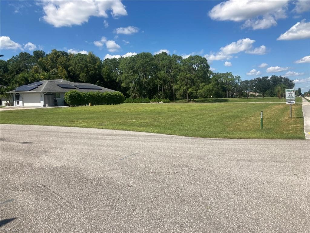 25400 Carney CIR BONITA SPRINGS, FL 34135