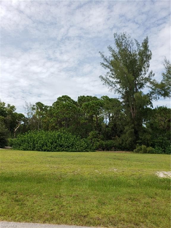 3562 Manatee DR ST. JAMES CITY, FL 33956