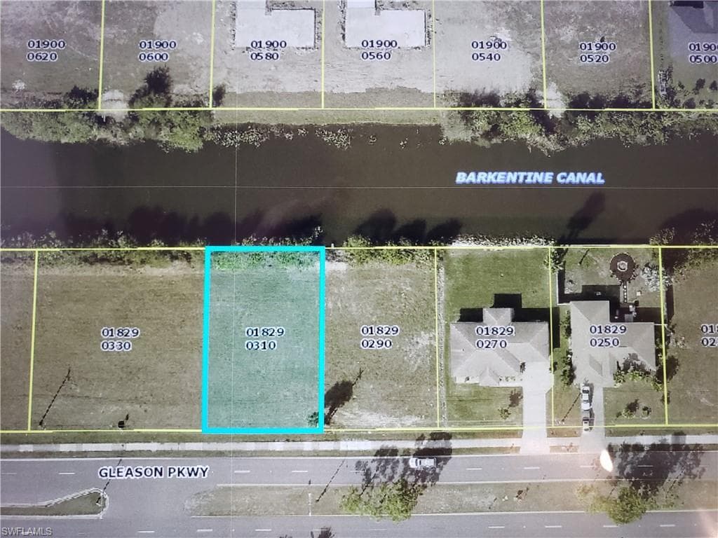 711 Gleason PKY CAPE CORAL, FL 33914