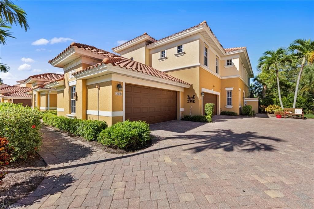 13034 Pennington PL 102 FORT MYERS, FL 33913