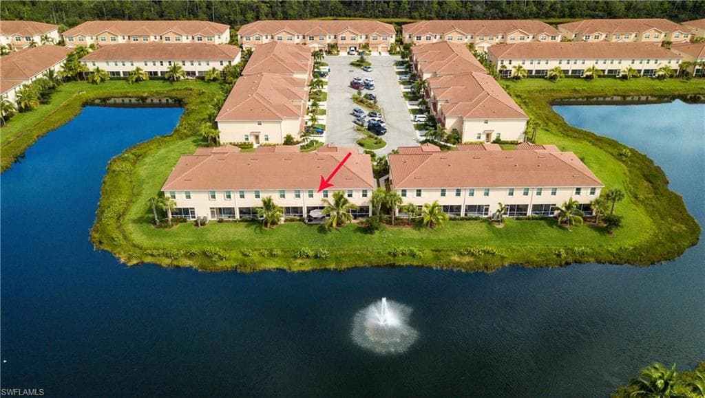 8909 Via Isola CT FORT MYERS, FL 33966