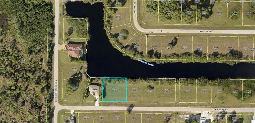 3923 NW 44th TER CAPE CORAL, FL 33993