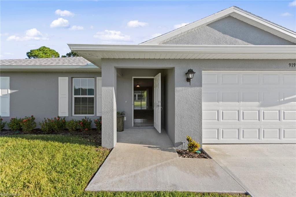 919 36th ST CAPE CORAL, FL 33909