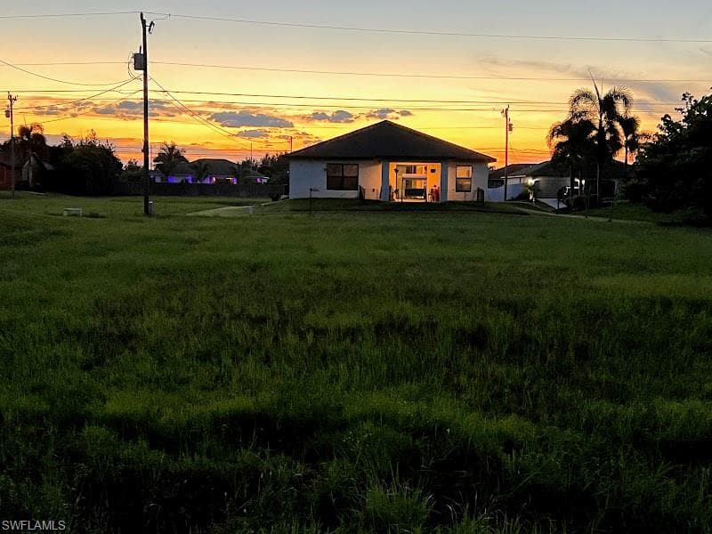 1318 NE 2nd PL CAPE CORAL, FL 33909