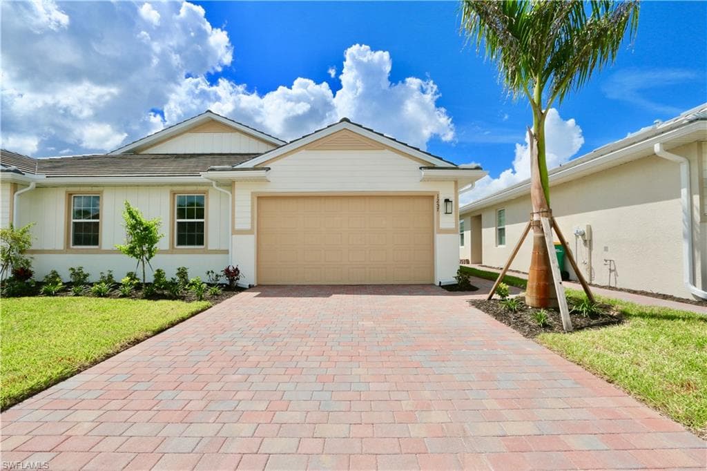 1257 ENBROOK LOOP NAPLES, FL 34114