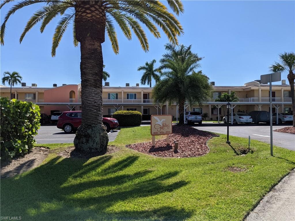 1932 SE 43rd ST 126 CAPE CORAL, FL 33904