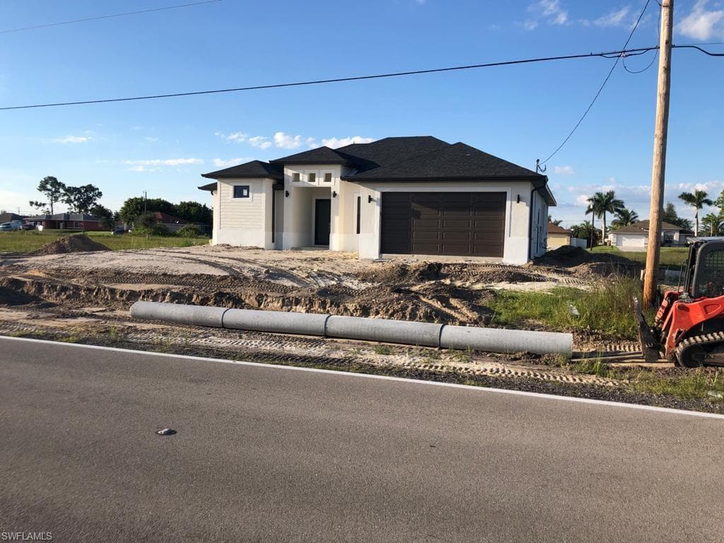 1629 Diplomat PKY W CAPE CORAL, FL 33993