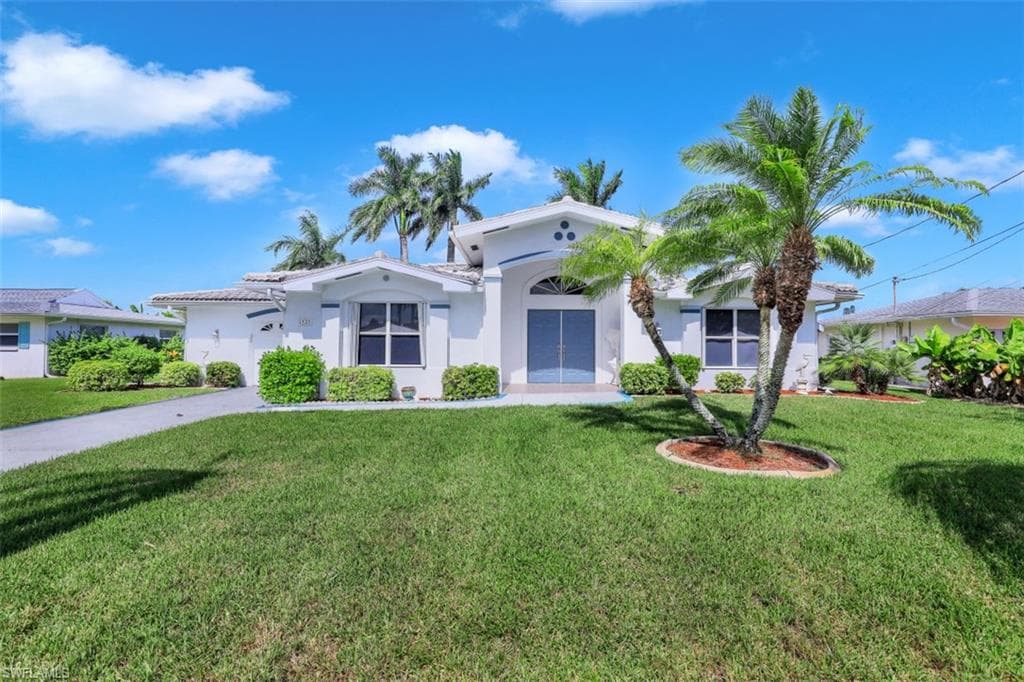 1923 SE 45th ST CAPE CORAL, FL 33904