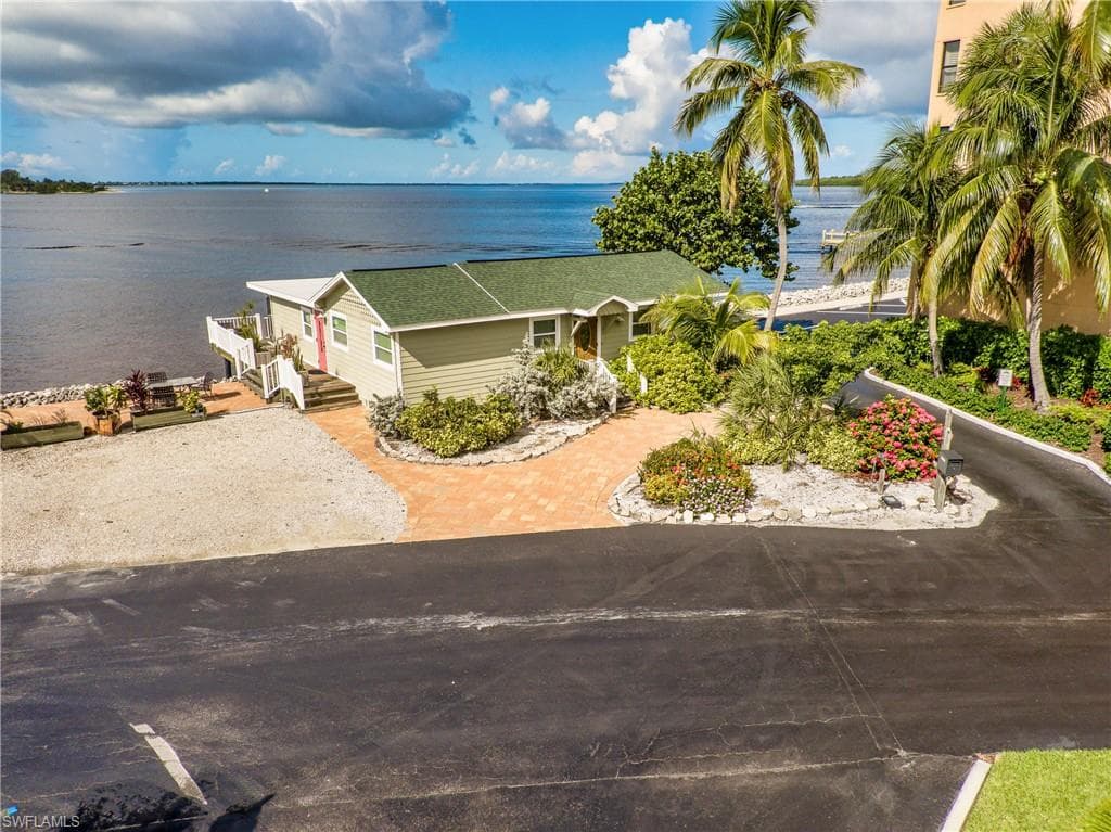 15009 Punta Rassa RD FORT MYERS, FL 33908