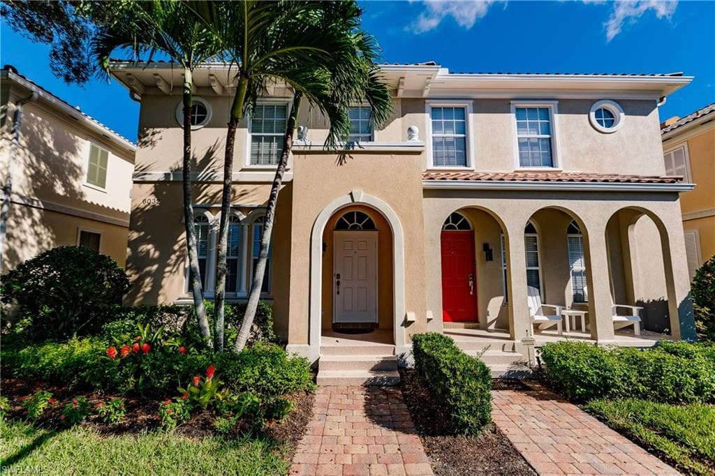 6032 Towncenter CIR NAPLES, FL 34119