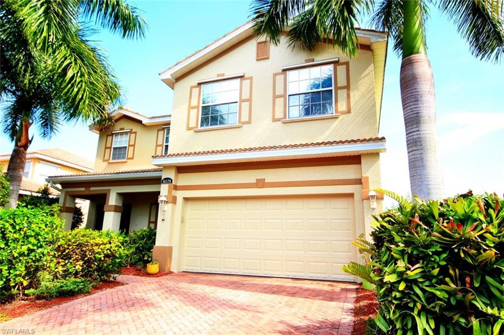 8578 Colony Trace DR FORT MYERS, FL 33908