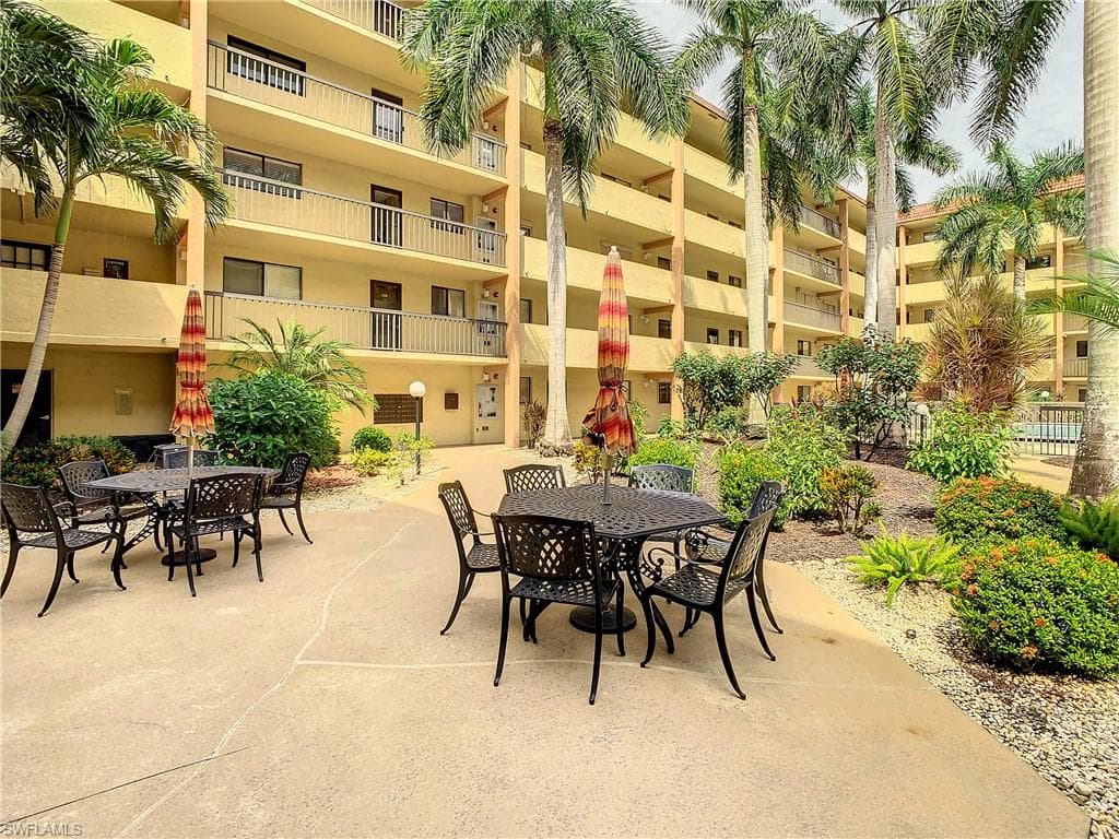 2121 Collier AVE 203 FORT MYERS, FL 33901