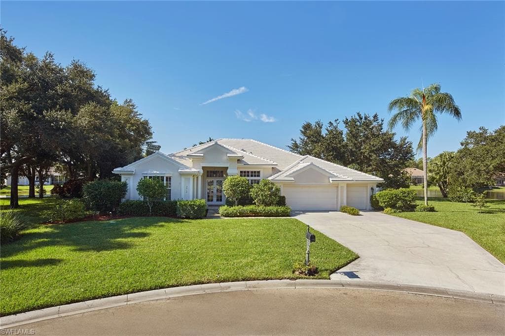 3912 Fabienne CT NAPLES, FL 34109