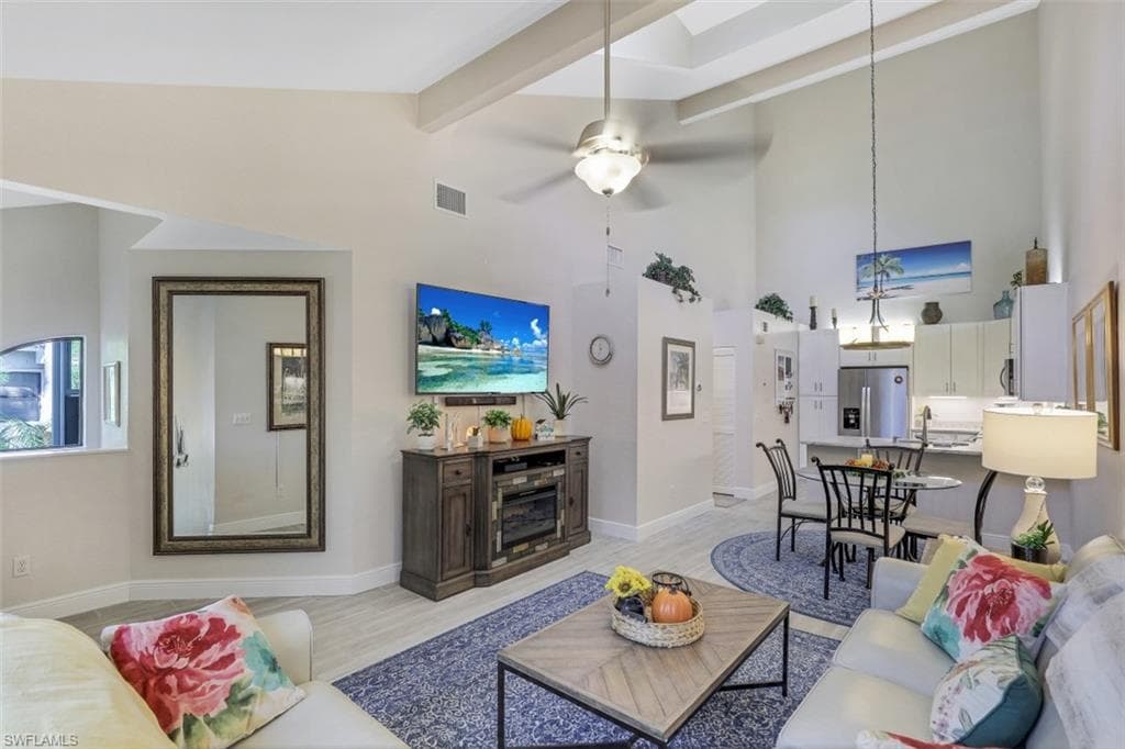 61 Emerald Woods DR D7 NAPLES, FL 34108