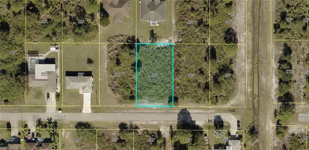 3304 9th ST W LEHIGH ACRES, FL 33971