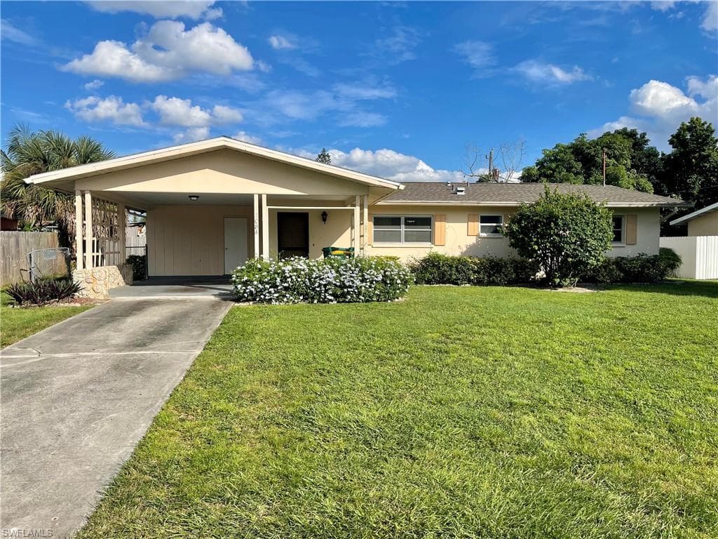 2084 46th ST SW NAPLES, FL 34116